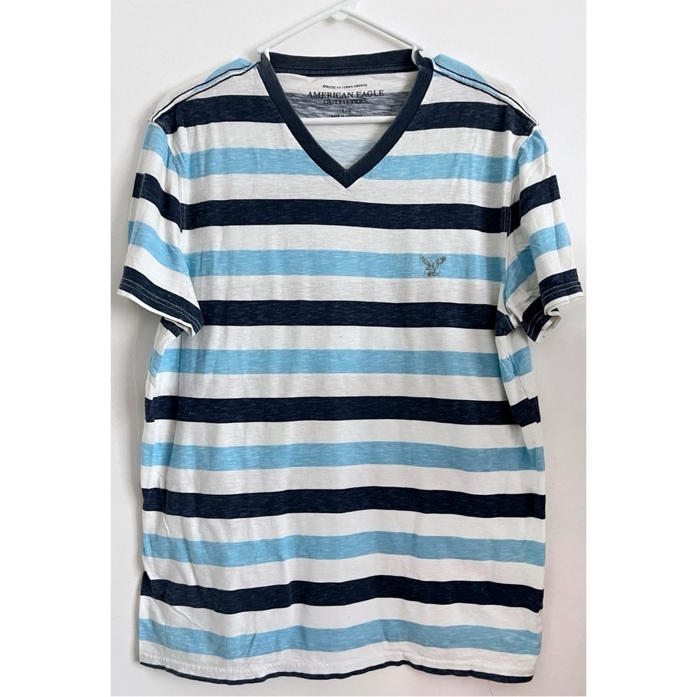 American Eagle Outfitters • Blue White Striped Athletic Fit Short Sleeve Tee